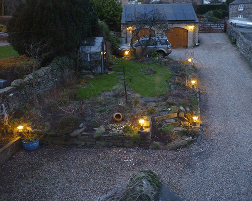hes-garden-lighting